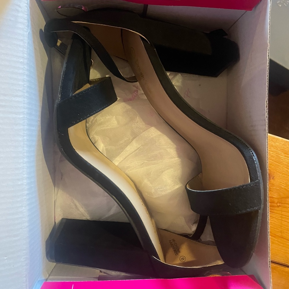 Size 8 heels. 2” heel. NWT